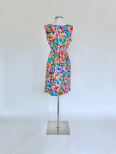 Load image into Gallery viewer, Vintage Bright Floral Short Sundress - Size 6