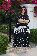 Load image into Gallery viewer, elegant kaftan
