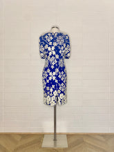 Load image into Gallery viewer, Vintage Beaded Blue and White Short Sleeve Cocktail Dress - Size 4