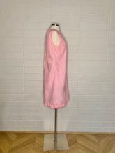 Load image into Gallery viewer, Vintage Pink Embroidered Daisy Sheath Dress - Size 10