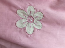 Load image into Gallery viewer, Vintage Pink Embroidered Daisy Sheath Dress - Size 10