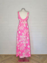 Load image into Gallery viewer, Vintage Bright Pink Hawaiian Print Maxi Dress with Button Shoulders - Size 6