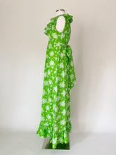Load image into Gallery viewer, 1960s Lime Green Floral Prairie Dress - Size S