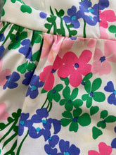 Load image into Gallery viewer, Vintage Preppy Floral Cotton Dress - Size 8/10
