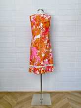 Load image into Gallery viewer, Vintage Bright Pink and Orange Floral Pleated Hem Sheath Dress - Size 6