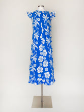 Load image into Gallery viewer, Vintage Hawaiian Dress