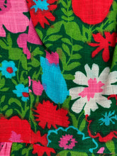 Load image into Gallery viewer, vintage floral print