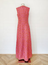 Load image into Gallery viewer, sleeveless evening dress