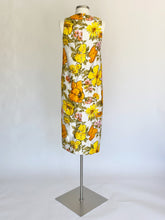 Load image into Gallery viewer, 70s Colored Floral Sheath Dress - Size 6