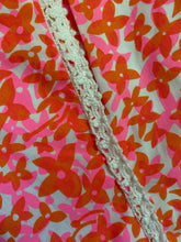 Load image into Gallery viewer, Pink and Red floral shift dress with lace