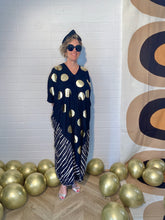 Load image into Gallery viewer, black and gold kaftan
