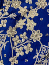 Load image into Gallery viewer, Vintage Beaded Blue and White Short Sleeve Cocktail Dress - Size 4
