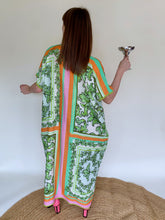 Load image into Gallery viewer, Kakee Kaftan in Geo Garden
