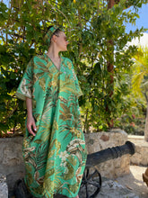 Load image into Gallery viewer, Agnus Kaftan in Fronds
