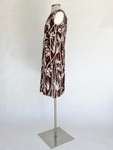 Load image into Gallery viewer, Seath dress with bamboo print in brown, side view
